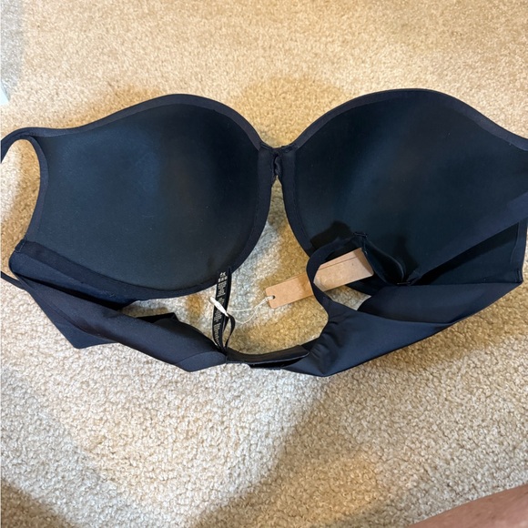 NWT SKIMS black nipple apex push up
Bra size 38D - Picture 3 of 6
